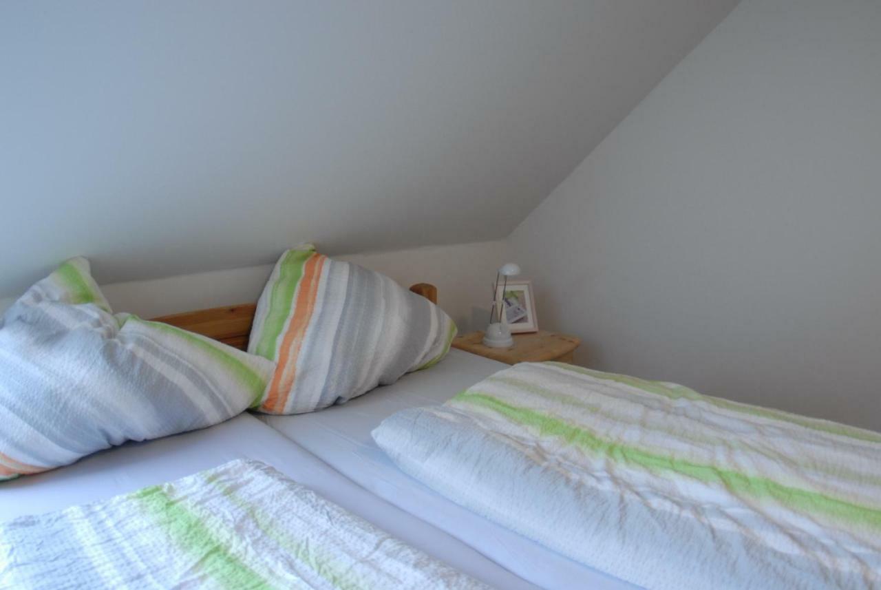 Hof Olde Warft Apartment Oldenswort ภายนอก รูปภาพ